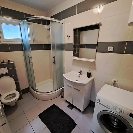 Apartment Charlie Komarna Kültér fotó