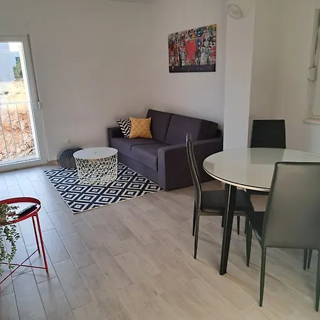 Apartment Charlie Komarna Kültér fotó