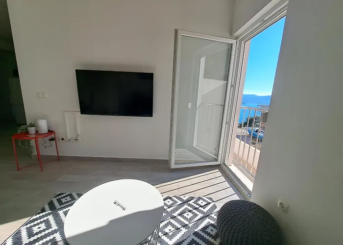 Apartment Charlie